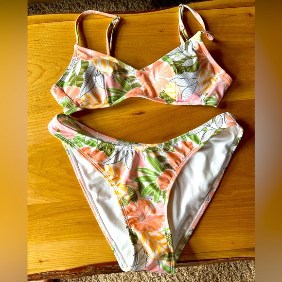 Xhilaration Other - 💥🔥FREE w/purchase bikini -worn only once- perfect condition
